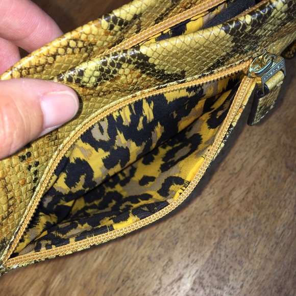 Anne Klein Crossbody - Picture 8 of 8